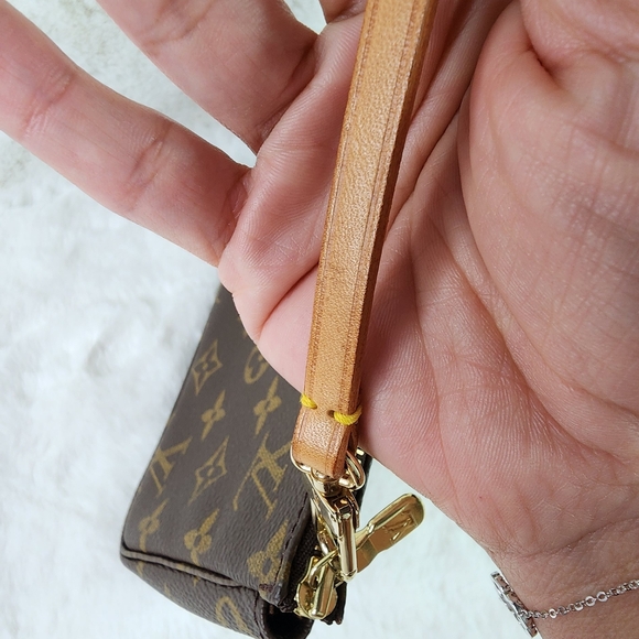 Louis vuitton pochette monogram canvas - Picture 7 of 11